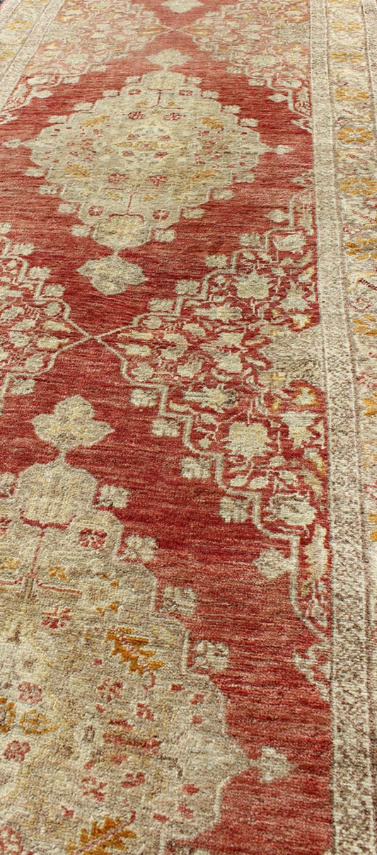Antique Turkish Oushak Runner with Red Background and Ivory/Cream Medallions kwarugs Antique Turkish Oushak runner with red background and ivory/cream medallions, rug en - 112041, country of origin / type: Turkey / Oushak, circa 1920 This a... - Keivan Woven ArtsEN - 112041 - 2802Rug