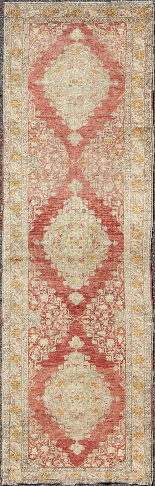 Antique Turkish Oushak Runner with Red Background and Ivory/Cream Medallions kwarugs Antique Turkish Oushak runner with red background and ivory/cream medallions, rug en - 112041, country of origin / type: Turkey / Oushak, circa 1920 This a... - Keivan Woven ArtsEN - 112041 - 2802Rug