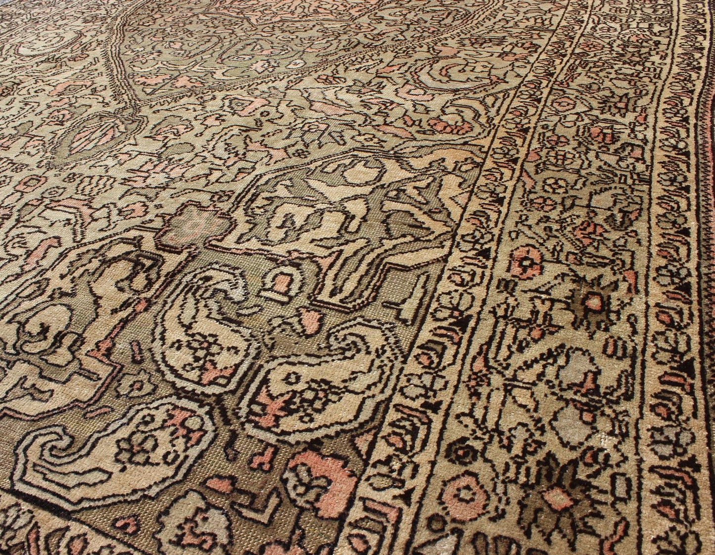 Vintage Turkish Sivas with Floral Central Medallion in Coral and Earthy Tones Measures: 5'6 x 9'11 This Turkish Sivas showcases a floral design utilizing botanical motifs spread through the central medallion, continuing across to the ... - Keivan Woven ArtsEN - 112309 - 3138Rug