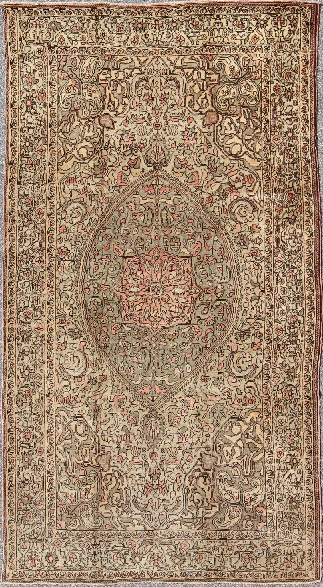 Vintage Turkish Sivas with Floral Central Medallion in Coral and Earthy Tones Measures: 5'6 x 9'11 This Turkish Sivas showcases a floral design utilizing botanical motifs spread through the central medallion, continuing across to the ... - Keivan Woven ArtsEN - 112309 - 3138Rug