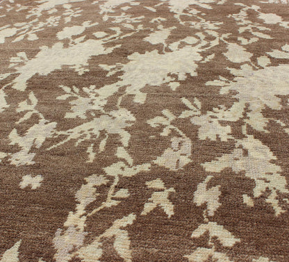 Mocha Vintage Turkish Oushak Rug with Free - Flowing Green & Cream Flower Blossoms Mocha vintage Turkish Oushak rug with free - flowing green and cream flower blossoms, Keivan Woven Arts / rug en - 112392, country of origin / type: Turkey / Oushak, c... - Keivan Woven ArtsEN - 112392 - 2788Rug