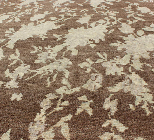 Mocha Vintage Turkish Oushak Rug with Free - Flowing Green & Cream Flower Blossoms Mocha vintage Turkish Oushak rug with free - flowing green and cream flower blossoms, Keivan Woven Arts / rug en - 112392, country of origin / type: Turkey / Oushak, c... - Keivan Woven ArtsEN - 112392 - 2788Rug