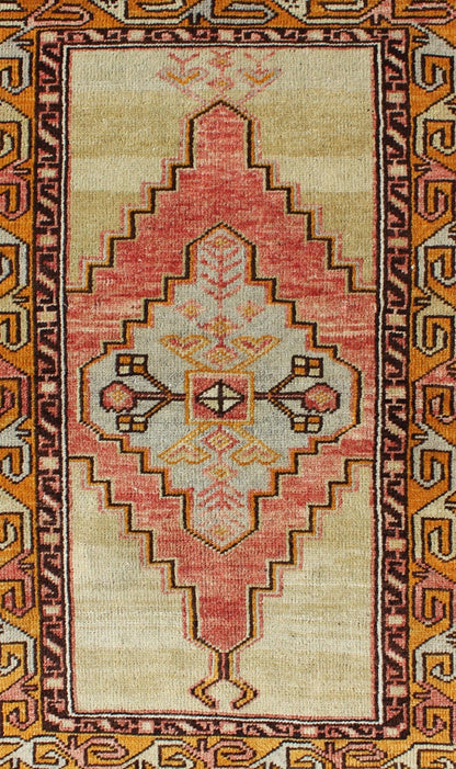 Keivan Woven Arts, En - 112395, 1930's Turkish Oushak Rug - 27 39 Colorful stylized antique Turkish Oushak rug with layered tribal medallion, rug en - 112395, country of origin / type: Turkey / Oushak, circa 1930 This antique Turkish Oushak rug ... - Keivan Woven ArtsEN - 112395 - 2695Rug