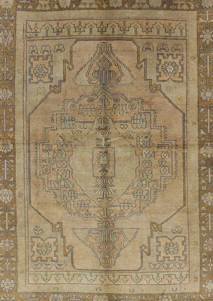 Vintage Turkish Oushak Rug in Soft Tones and Neutral Colors, kwarugs Midcentury stylized medallion vintage Turkish Oushak rug in shades of Taupe, brown, cream, salmon, cream rug en - 112656, country of origin / type: Turkey / Oushak, circa 1940 ... - Keivan Woven ArtsEN - 112656 - 3174Rug
