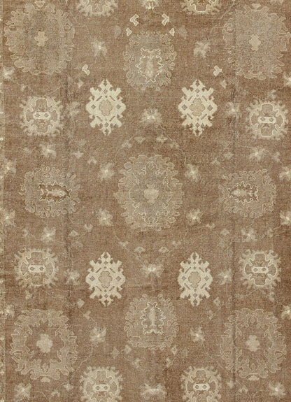 Large Vintage Turkish Rug in Light Brown Field, Taupe, Ivory and Earth Tones, Keivan Woven Arts - Vintage Turkish rug with neutral and earth tones and color palette in a large scale all - over design, rug en - 112805, country of origin / type: Turkey / O... - Keivan Woven ArtsEN - 112805 - 12972Rug