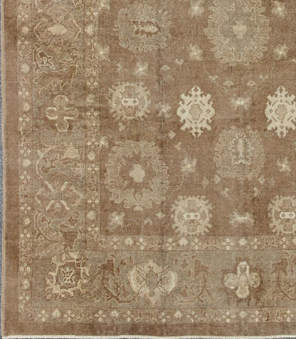 Keivan Woven Arts - Vintage Turkish rug with neutral and earth tones and color palette in a large scale all - over design, rug en - 112805, country of origin / type: Turkey / Oushak Made originally with all natural undyed wool, this transitional Turkish r... - Keivan Woven ArtsEN - 112805 - 2812Rug