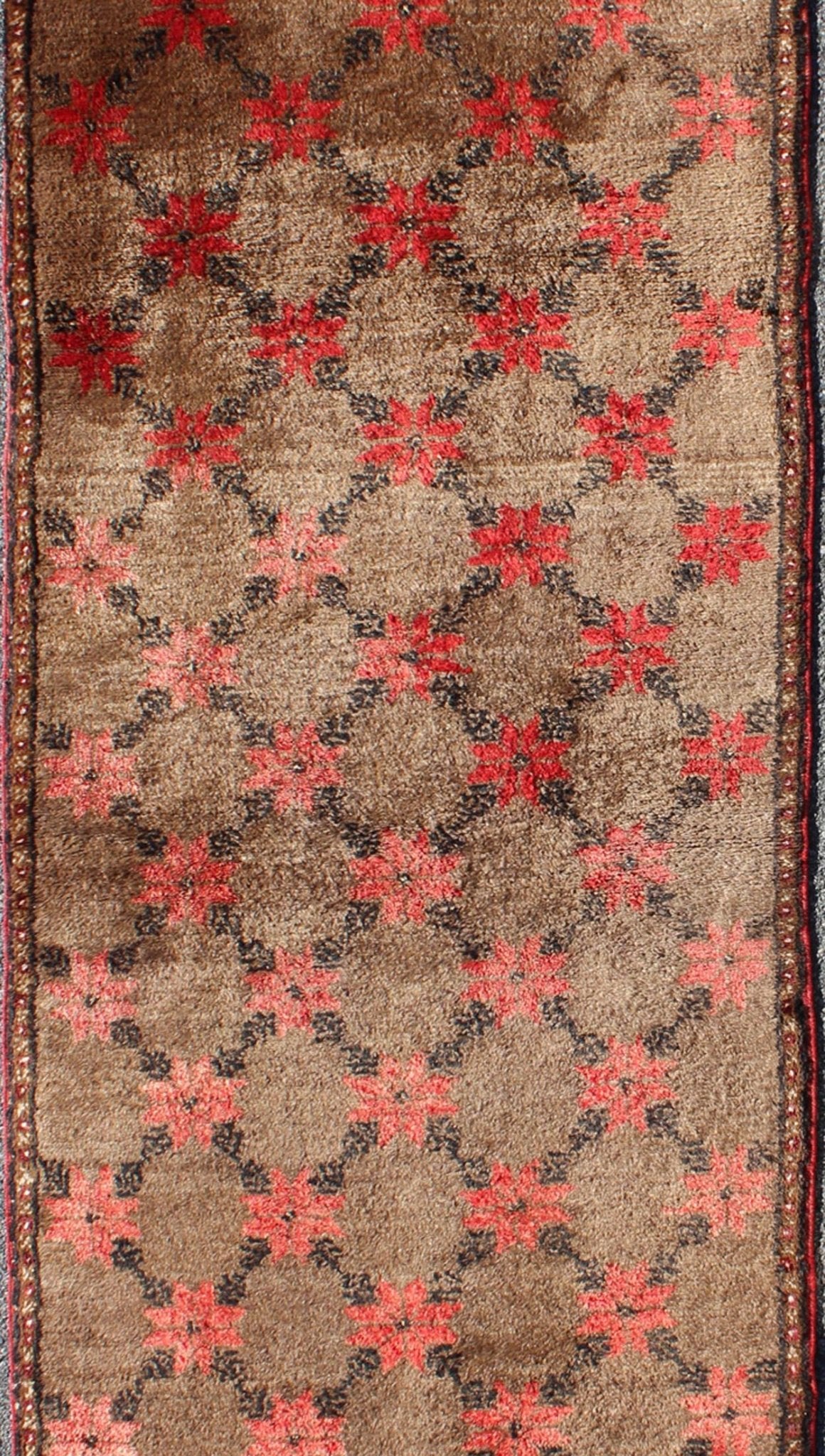 Vintage Turkish Tulu Runner With Modern Design. Turkish Tulu runner with Poinsettias design in light brown background, charcoal, salmon red. Keivan Woven Arts/ rug# EN - 112936, country of origin / type: Turkey / Tulu, circa mid - 20th century. Meas... - Keivan Woven ArtsEN - 112936 - 2742Rug