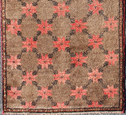 Vintage Turkish Tulu Runner With Modern Design. Turkish Tulu runner with Poinsettias design in light brown background, charcoal, salmon red. Keivan Woven Arts/ rug# EN - 112936, country of origin / type: Turkey / Tulu, circa mid - 20th century. Meas... - Keivan Woven ArtsEN - 112936 - 2742Rug