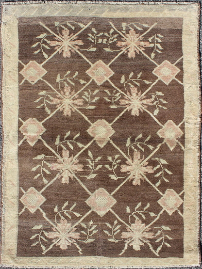 Vintage Turkish Oushak rug with Lattice design in brown, tan, pink, with a modern look rug en - 115283, country of origin / type: Turkey / Oushak, circa 1940 Set on a dark mocha brown field with an all - over pattern, this beautiful mid - century Turk... - Keivan Woven ArtsEN - 115283 - 3433Rug