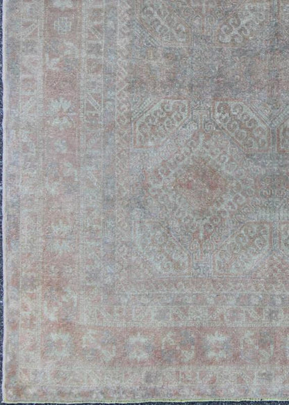 Muted Antique Turkish Sivas with Floating Design Antique muted design Oushak rug from Turkey, Keivan Woven Arts / rug EN - 123988, country of origin / type: Turkey / Oushak, circa 1930. This antique Turkish Oushak rug features a muted desig... - Keivan Woven ArtsEN - 123988 - 6624Rug