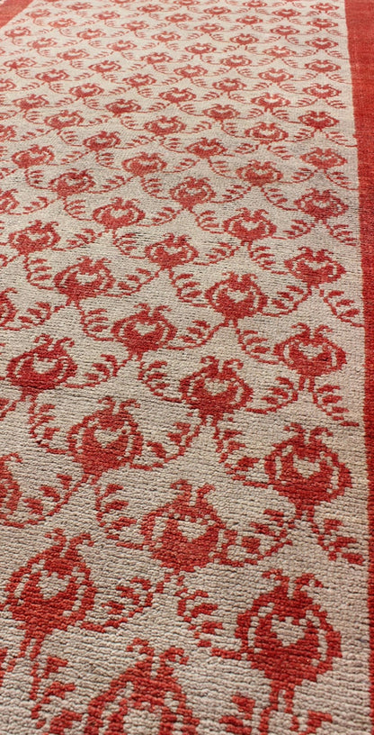 Midcentury Turkish Tulu runner with interconnected blossom design in red, ivory, rug en - 127, country of origin / type: Turkey / Tulu, circa 1950 This unique Turkish Oushak runner features an all - over design of vibrant blossom motifs, connected b... - Keivan Woven ArtsEN - 127 - 4355Rug