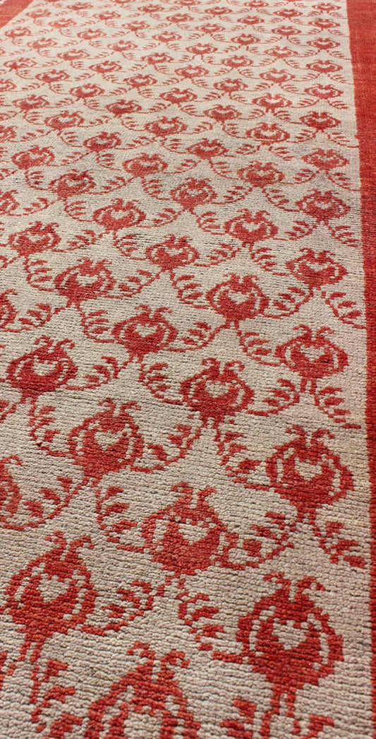 Midcentury Turkish Tulu runner with interconnected blossom design in red, ivory, rug en - 127, country of origin / type: Turkey / Tulu, circa 1950 This unique Turkish Oushak runner features an all - over design of vibrant blossom motifs, connected b... - Keivan Woven ArtsEN - 127 - 4355Rug