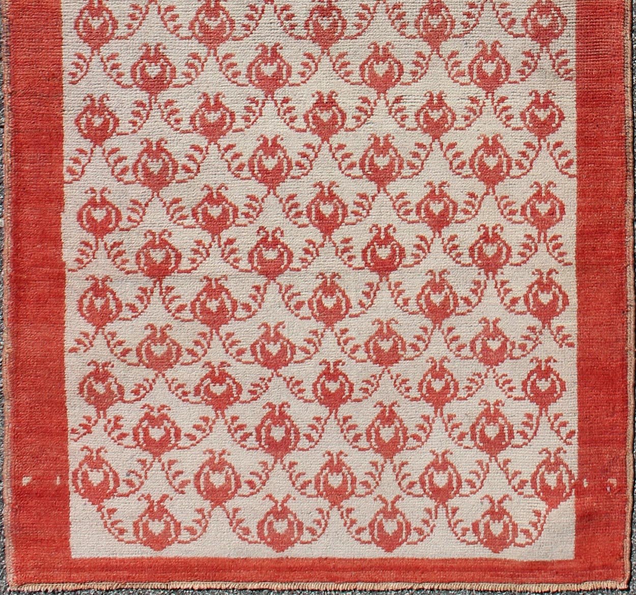 Midcentury Turkish Tulu runner with interconnected blossom design in red, ivory, rug en - 127, country of origin / type: Turkey / Tulu, circa 1950 This unique Turkish Oushak runner features an all - over design of vibrant blossom motifs, connected b... - Keivan Woven ArtsEN - 127 - 4355Rug