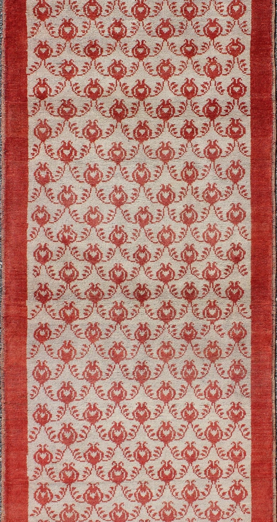 Midcentury Turkish Tulu runner with interconnected blossom design in red, ivory, rug en - 127, country of origin / type: Turkey / Tulu, circa 1950 This unique Turkish Oushak runner features an all - over design of vibrant blossom motifs, connected b... - Keivan Woven ArtsEN - 127 - 4355Rug
