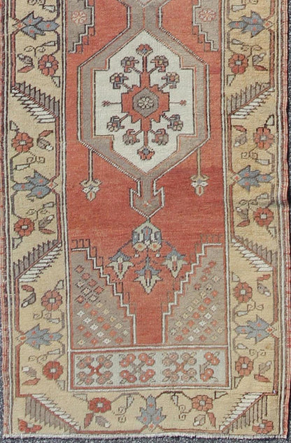 Sub - Geometric Tribal Vintage Oushak Runner from Early 20th Century Turkey kwarugs Sub - geometric tribal vintage Oushak runner from early 20th century Turkey, rug en - 134, country of origin / type: Turkey / Oushak, circa 1920 This antique Tu... - Keivan Woven ArtsEN - 134 - 3437Rug