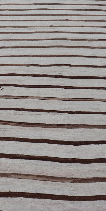 Measures: 5'8 x 12'3 Flat - Weave Kilim Vintage Gallery Rug from Turkey with Horizontal Stripes. Keivan Woven Arts / rug EN - 13434, country of origin / type: Turkey / Kilim, circa 1950 This vintage flat - woven Kilim features a minimalist design ... - Keivan Woven ArtsEN - 13434 - 22698Rug