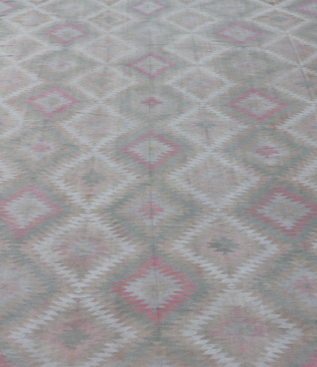 Measures: 8'0 x 11'0 Vintage Turkish Flat Weave Rug with Geometric Diamond Design in Green and Pink. Keivan Woven Arts / rug EN - 13440, country of origin / type: Turkey / Kilim, circa 1950. This geometric Kilim from Turkey bears a repeating l... - Keivan Woven ArtsEN - 13440 - 21621Rug