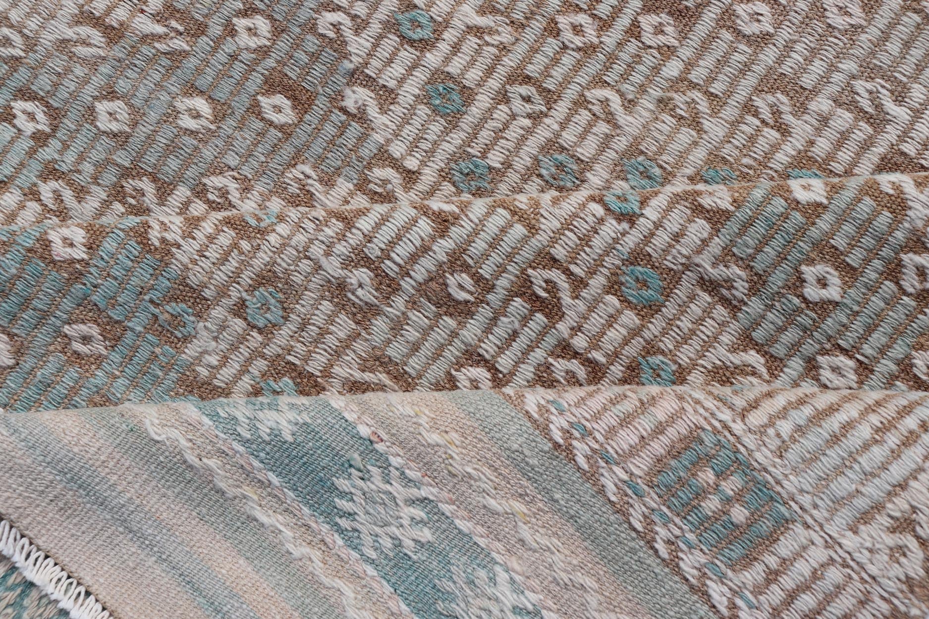 Vintage Turkish Embroidered Flat - Weave Rug with Geometric Design Vintage Turkish Embroidered Flat - Weave Rug with Neutral - Toned Geometric Design. Keivan Woven Arts - Geometric design vintage Kilim rug from Turkey in pale Green, cream, neutral,... - Keivan Woven ArtsEN - 13466 - 18860Rug