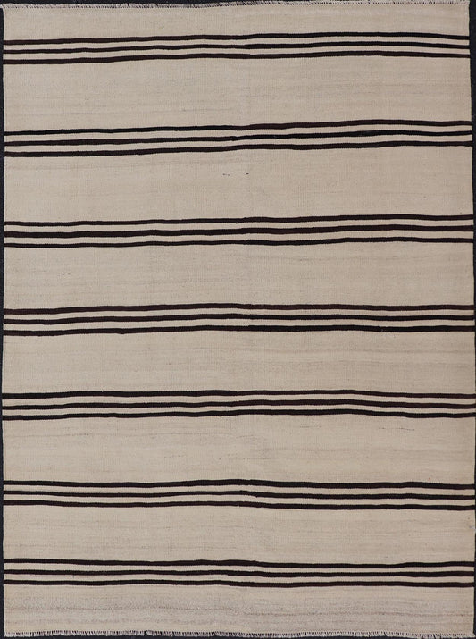 Vintage Flat Weave Turkish Kilim with Stripes in Ivory and Brown. Keivan Woven Arts / rug EN - 13467, country of origin / type: Turkey / Kilim, circa Mid - 20th Century. Measures: 4'5 x 6'5 This vintage flat - woven Kilim features a Minimalist design ... - Keivan Woven ArtsEN - 13467 - 23900Rug