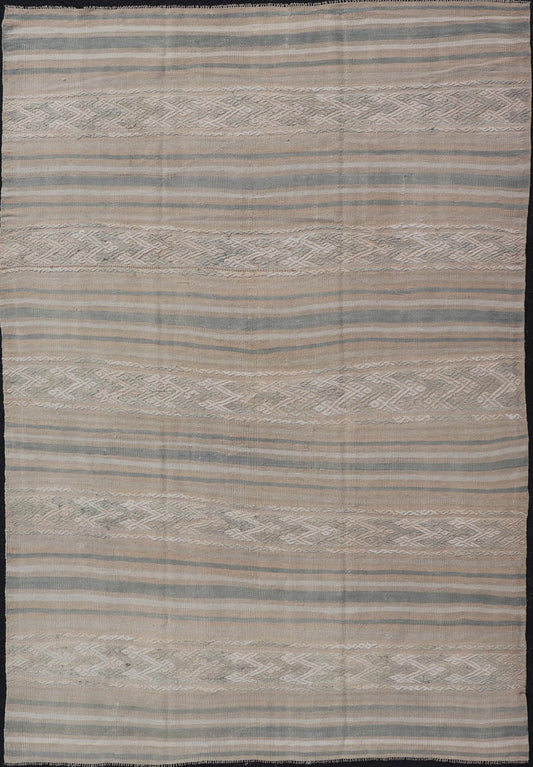Measures: 5'0 x 7'8 Turkish Vintage Flat - Weave Kilim with Tribal Embroideries in Earthy Tones. Keivan Woven Arts / rug EN - 13605, country of origin / type: Turkey / Kilim, circa 1950 This vintage Turkish Kilim rug features a contemporary geom... - Keivan Woven ArtsEN - 13605 - 21733