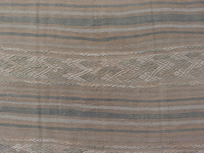 Measures: 5'0 x 7'8 Turkish Vintage Flat - Weave Kilim with Tribal Embroideries in Earthy Tones. Keivan Woven Arts / rug EN - 13605, country of origin / type: Turkey / Kilim, circa 1950 This vintage Turkish Kilim rug features a contemporary geom... - Keivan Woven ArtsEN - 13605 - 21733Rug