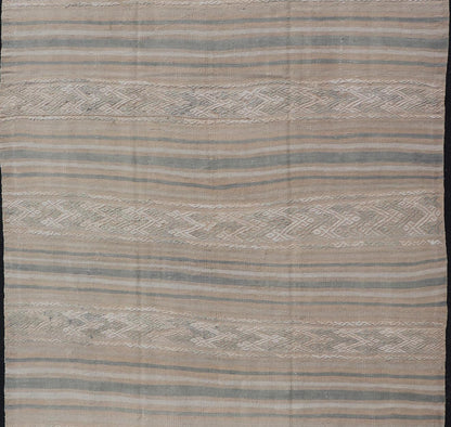 Measures: 5'0 x 7'8 Turkish Vintage Flat - Weave Kilim with Tribal Embroideries in Earthy Tones. Keivan Woven Arts / rug EN - 13605, country of origin / type: Turkey / Kilim, circa 1950 This vintage Turkish Kilim rug features a contemporary geom... - Keivan Woven ArtsEN - 13605 - 21733Rug