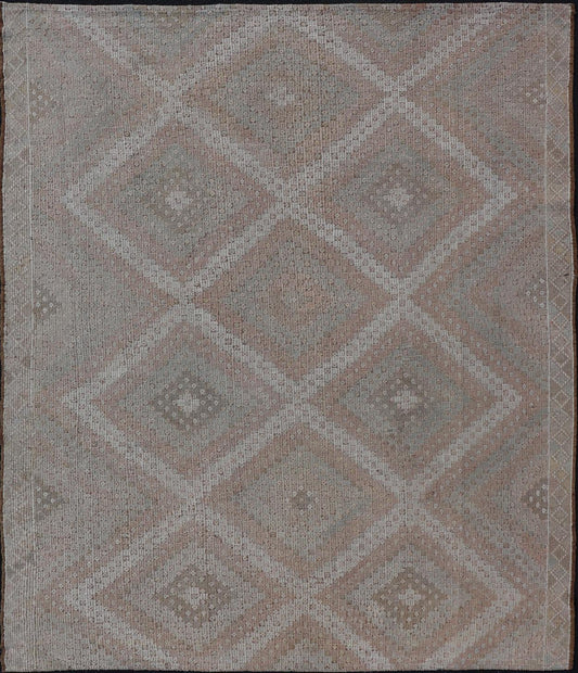 Vintage Turkish Embroidered Rug with Geometric Diamond Design with Soft Colors Embroidered vintage rug from Turkey in shades of tan, light green, light red, and cream with geometric pattern, Keivan Woven Arts / rug EN - 13652, country of origin / ... - Keivan Woven ArtsEN - 13652 - 18830