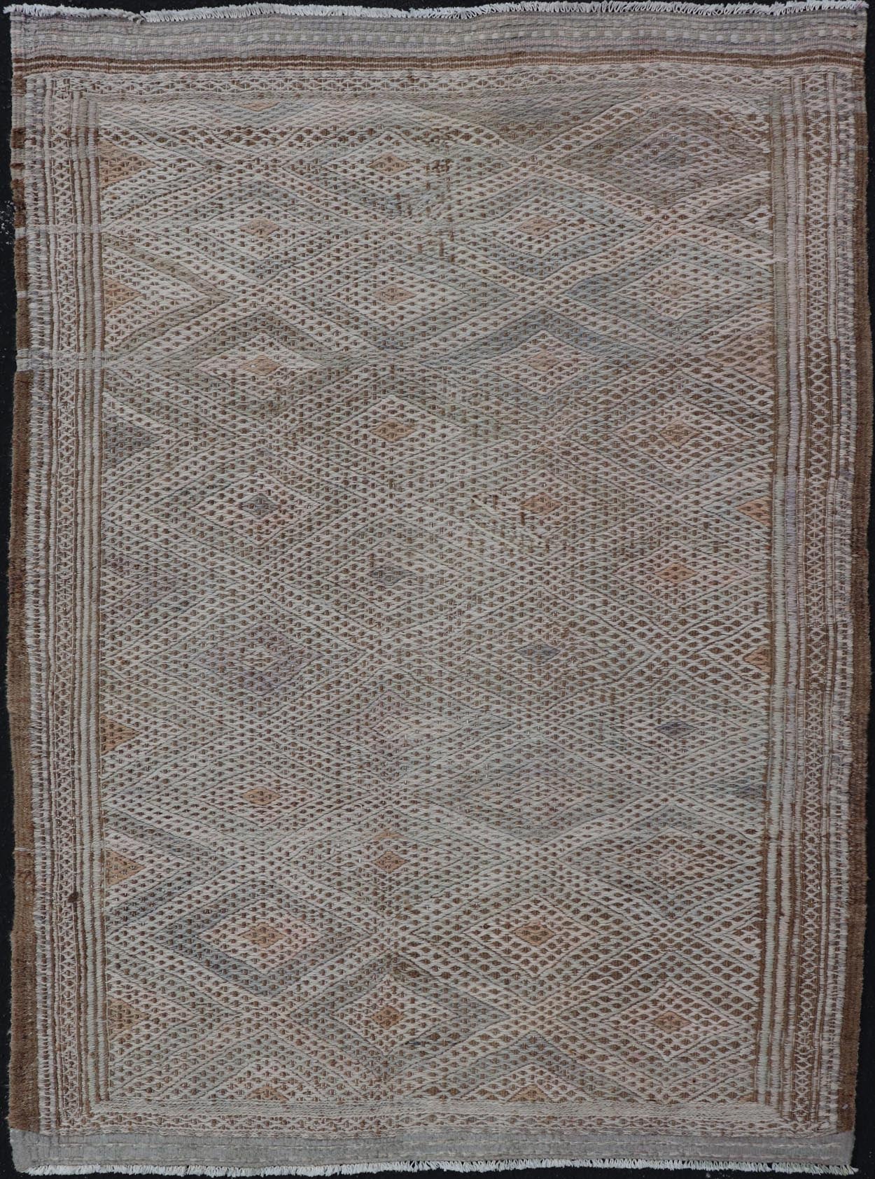 Tan and Cream Vintage Turkish Embroidered Rug with Geometric Diamond Design Embroidered vintage Kilim rug from Turkey in shades of tan and cream with geometric pattern, Keivan Woven Arts / rug EEN - 13656, country of origin / type: Turkey / Kilim,... - Keivan Woven ArtsEN - 13656 - 18836Rug