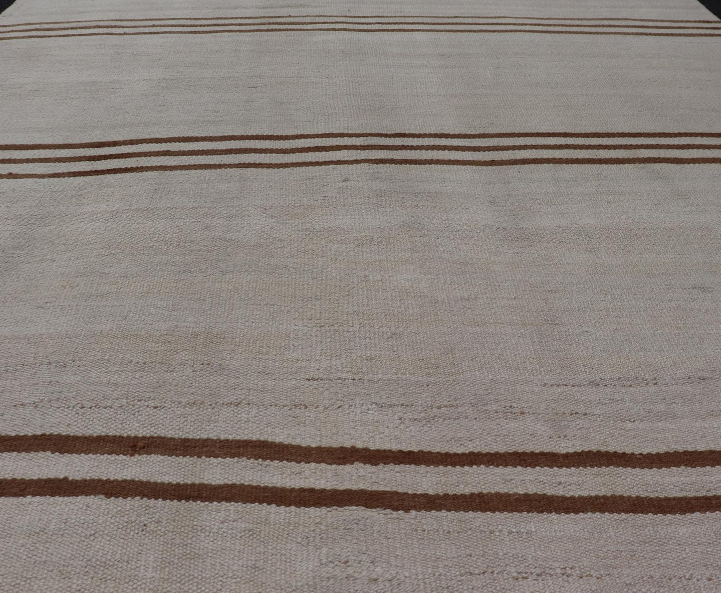 Flat - Weave Kilim Vintage Rug Turkey with Horizontal Stripes in Ivory & Brown. Keivan Woven Arts / rug EN - 13711, country of origin / type: Turkey / Kilim, circa 1950 Measures: 4'10 x 5'9 This vintage flat - woven Kilim features a minimalist design ... - Keivan Woven ArtsEN - 13711 - 23912Rug
