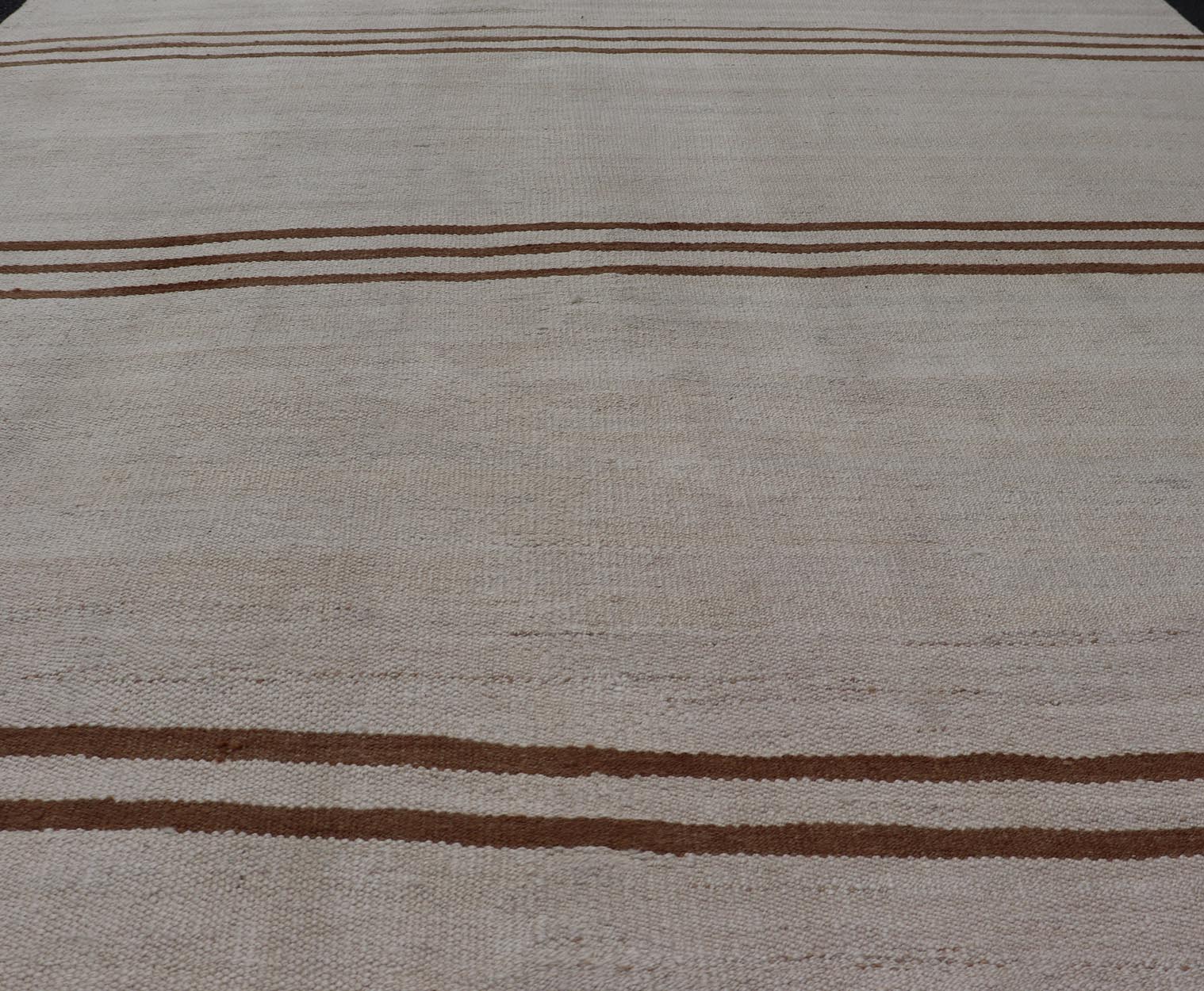 Flat - Weave Kilim Vintage Rug Turkey with Horizontal Stripes in Ivory & Brown. Keivan Woven Arts / rug EN - 13711, country of origin / type: Turkey / Kilim, circa 1950 Measures: 4'10 x 5'9 This vintage flat - woven Kilim features a minimalist design ... - Keivan Woven ArtsEN - 13711 - 23912Rug