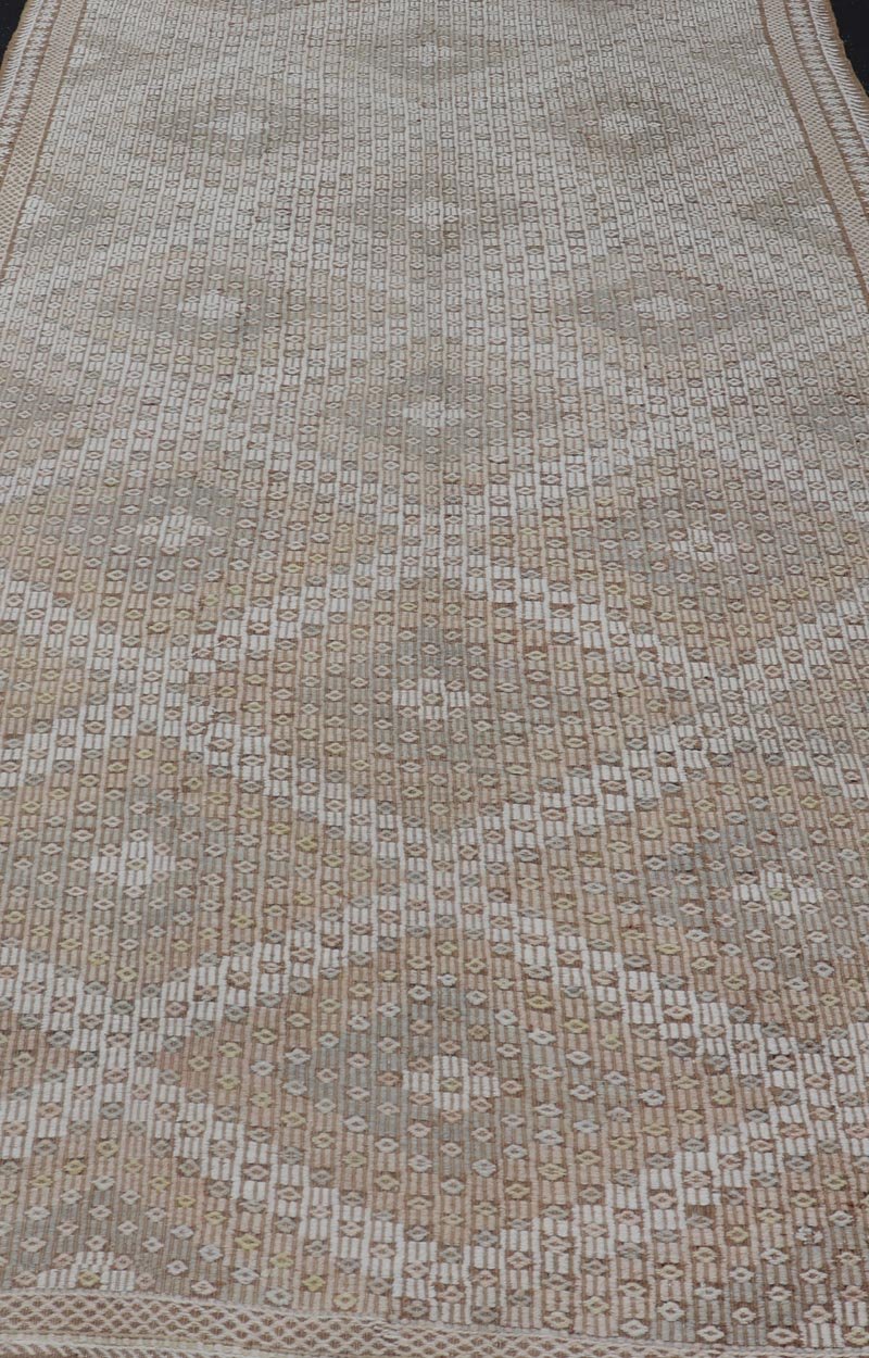 nan - Keivan Woven ArtsEN - 13764 - 26028Rug