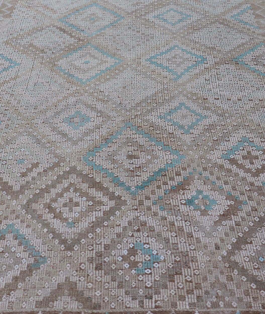 Vintage Hand Woven Turkish Embroidered Flat - Weave Rug with Geometric Design Vintage Turkish Embroidered Flat - Weave Rug with Neutral - Toned Geometric Design. Keivan Woven Arts - Geometric design vintage Kilim rug from Turkey rug EN - 13939, count... - Keivan Woven ArtsEN - 13939 - 15731