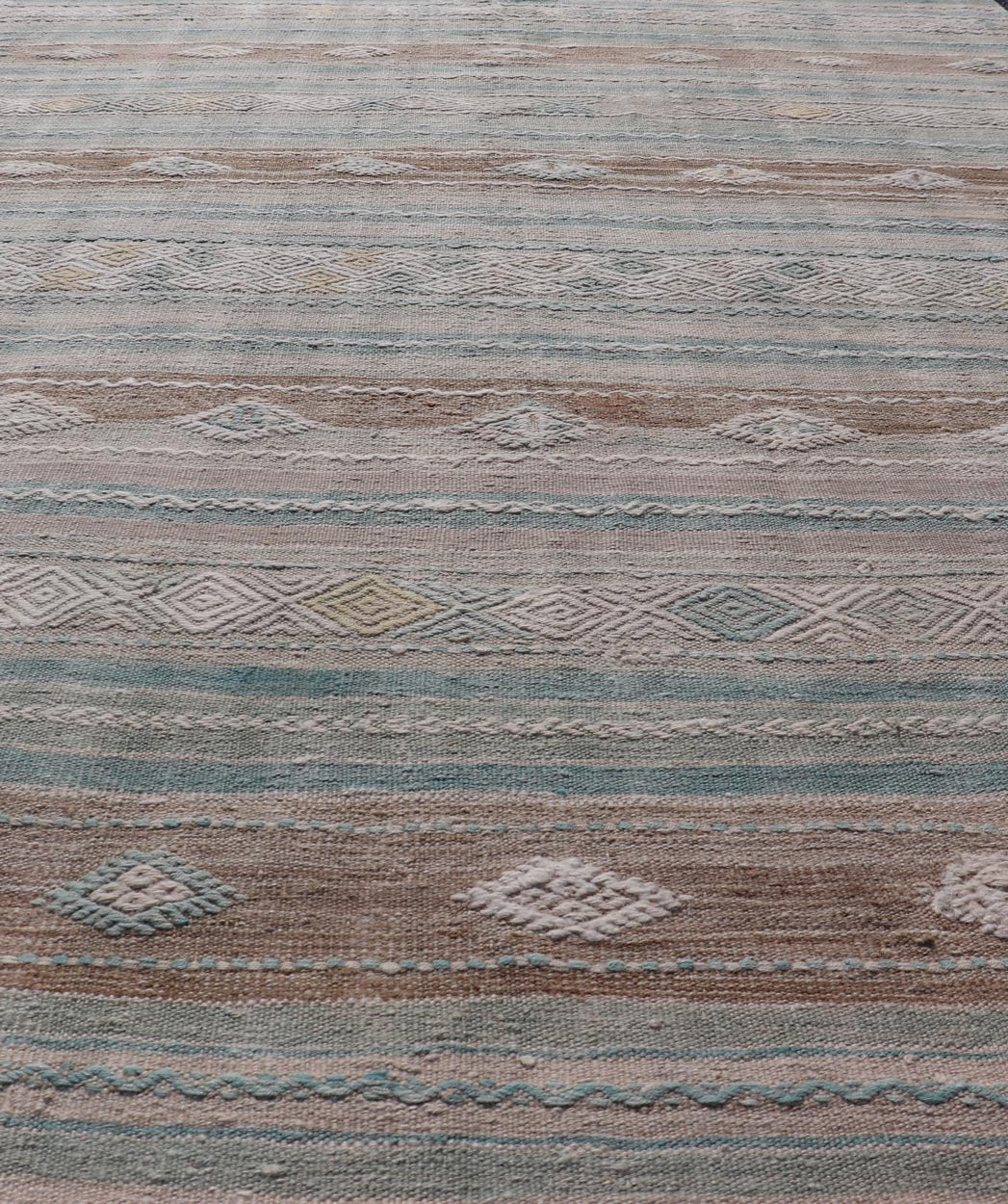 Striped Turkish Hand Woven Flat - Weave Kilim in Muted Colors and Tribal Motifs Turkish Kilim vintage carpet in light taupe, seafoam greenish color, light brown, and cream, Keivan Woven Arts / rug EN - 13956, country of origin / type: Turkey / Ki... - Keivan Woven ArtsEN - 13956 - 18848Rug