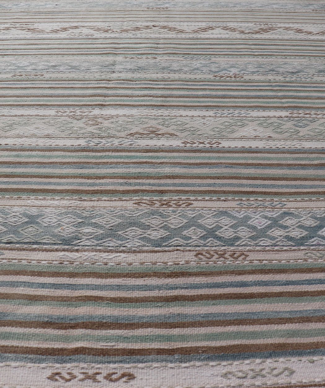 Measures: 5'7 x 9'9 Turkish Flat - Weave Kilim with Stripes and Embroideries In Blue, Green, and Cream. Keivan Woven Arts / rug EN - 13966, country of origin / type: Turkey / Kilim, circa 1950 This vintage Turkish Kilim rug features a contempora... - Keivan Woven ArtsEN - 13966 - 22704Rug