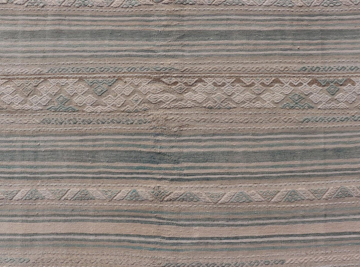 Turkish Gallery Flat - Weave Kilim in Muted Colors with Stripes and Embroideries large gallery Turkish Kilim vintage carpet in light taupe, light green, cream, and tan Keivan Woven Arts / rug EN - 13968, country of origin / type: Turkey / Kilim, ... - Keivan Woven ArtsEN - 13968 - 18866Rug