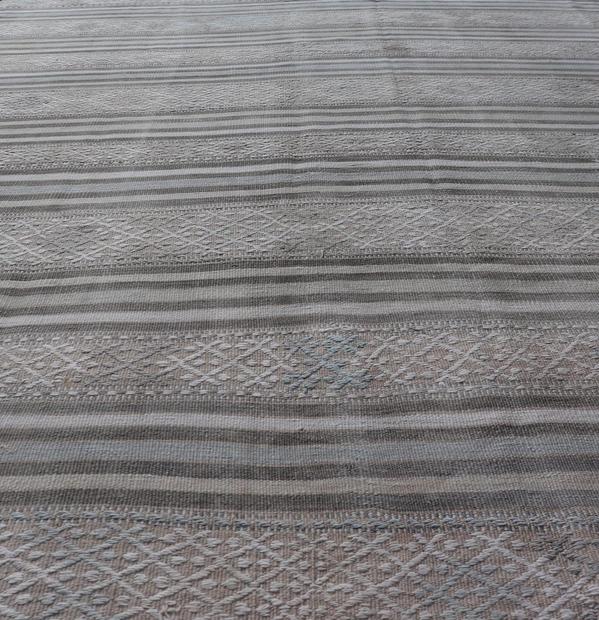 Measures: 5'6 x 8'3 Turkish Flat - Weave Kilim with Embroideries in Taupe, Tan, Cream, and Blue. Keivan Woven Arts / rug EN - 14002, country of origin / type: Turkey / Kilim, circa 1950 This vintage Turkish Kilim rug features a contemporary geom... - Keivan Woven ArtsEN - 14002 - 21757Rug