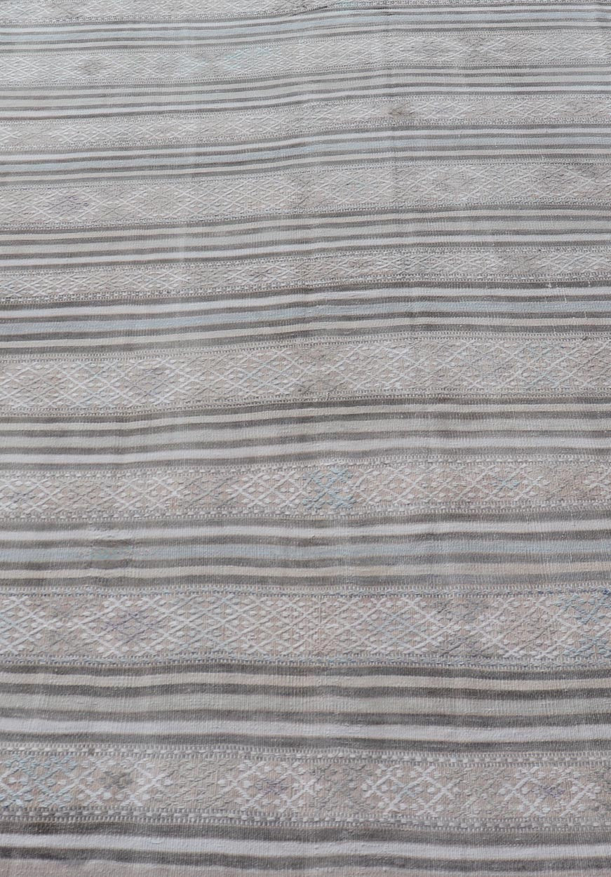 Measures: 5'6 x 8'3 Turkish Flat - Weave Kilim with Embroideries in Taupe, Tan, Cream, and Blue. Keivan Woven Arts / rug EN - 14002, country of origin / type: Turkey / Kilim, circa 1950 This vintage Turkish Kilim rug features a contemporary geom... - Keivan Woven ArtsEN - 14002 - 21757Rug