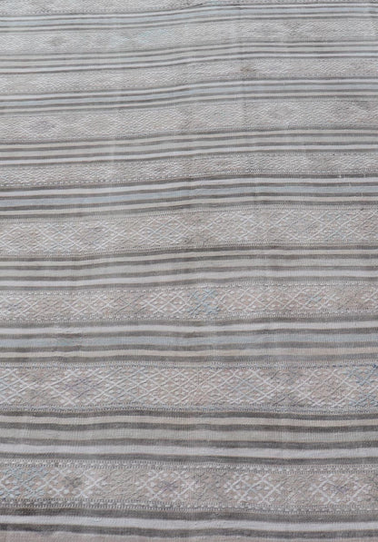 Measures: 5'6 x 8'3 Turkish Flat - Weave Kilim with Embroideries in Taupe, Tan, Cream, and Blue. Keivan Woven Arts / rug EN - 14002, country of origin / type: Turkey / Kilim, circa 1950 This vintage Turkish Kilim rug features a contemporary geom... - Keivan Woven ArtsEN - 14002 - 21757Rug