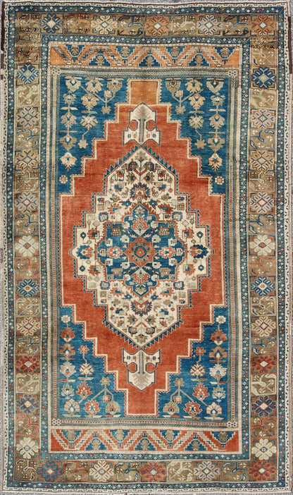 Vintage Turkish Oushak Rug Renowned for their distinctive composition and use of warm hues, Oushak rugs are among the most captivating Turkish carpets. This Oushak rug features a centre medallion and a large - scale design that showcases floral mo... - Keivan Woven ArtsEN - 140029 - 5546Rug