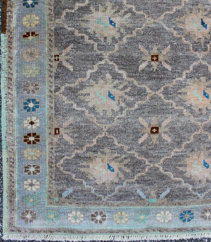 Vintage Turkish Oushak Rug in Gray/Lavender, light Blue, Salmon, Green. Turkish Oushak carpet with all - over design, Keivan Woven Arts/rug/ EN - 140044, country of origin / type: Turkey / Oushak, circa 1940 Measures: 3'9 x 5'10 This... - Keivan Woven ArtsEN - 140044 - 5556Rug