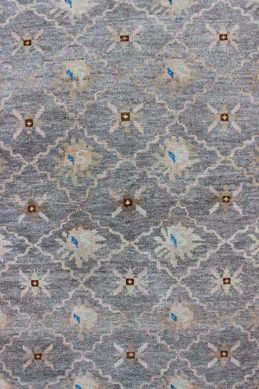 Vintage Turkish Oushak Rug in Gray/Lavender, light Blue, Salmon, Green. Turkish Oushak carpet with all - over design, Keivan Woven Arts/rug/ EN - 140044, country of origin / type: Turkey / Oushak, circa 1940 Measures: 3'9 x 5'10 This... - Keivan Woven ArtsEN - 140044 - 5556Rug