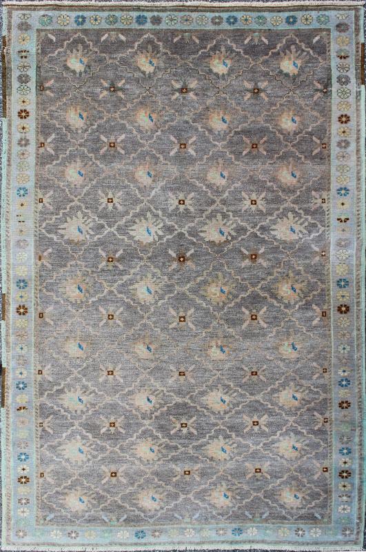 Vintage Turkish Oushak Rug in Gray/Lavender, light Blue, Salmon, Green. Turkish Oushak carpet with all - over design, Keivan Woven Arts/rug/ EN - 140044, country of origin / type: Turkey / Oushak, circa 1940 Measures: 3'9 x 5'10 This... - Keivan Woven ArtsEN - 140044 - 5556Rug