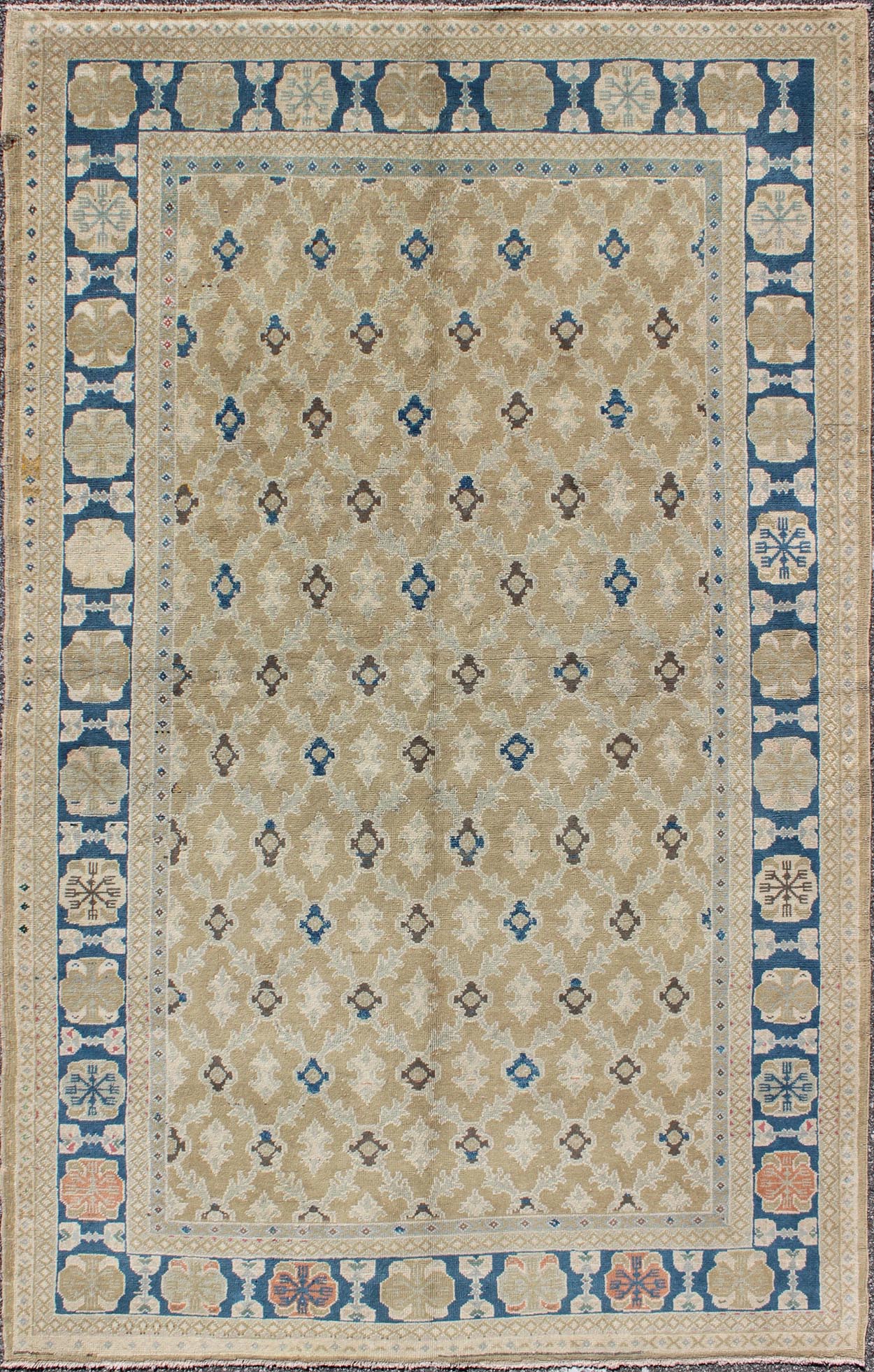 Fine Turkish Sivas Oushak Rug This unique vintage Sivas is an extraordinary work of art and is distinguished by profoundly perceptive palettes of blue, straw and Princeton gold for a beautiful finish. With its patterned, all - over design, this ca... - Keivan Woven ArtsEN - 140154 - 5578Rug