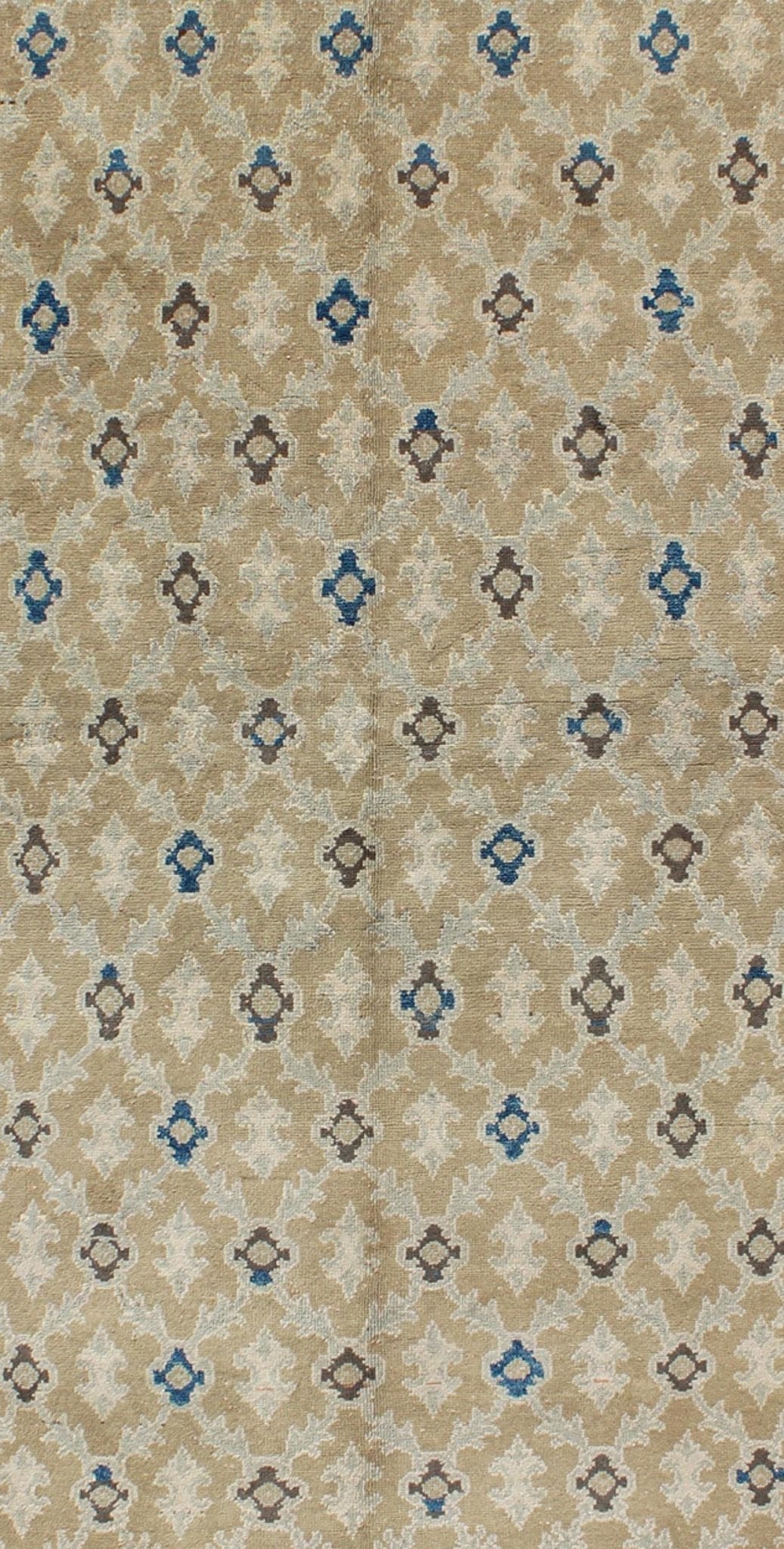 Fine Turkish Sivas Oushak Rug This unique vintage Sivas is an extraordinary work of art and is distinguished by profoundly perceptive palettes of blue, straw and Princeton gold for a beautiful finish. With its patterned, all - over design, this ca... - Keivan Woven ArtsEN - 140154 - 5578Rug