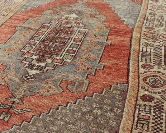 Colorful Vintage Turkish Oushak Rug with Geometric - Tribal Motifs Keivan Woven Arts/ rug/EN - 140179 origin/Turkey Measures: 3'7 x 5'3. This vintage Oushak rug features an beautiful design and color combination. The central medallion is comp... - Keivan Woven ArtsEN - 140179 - 6031Rug