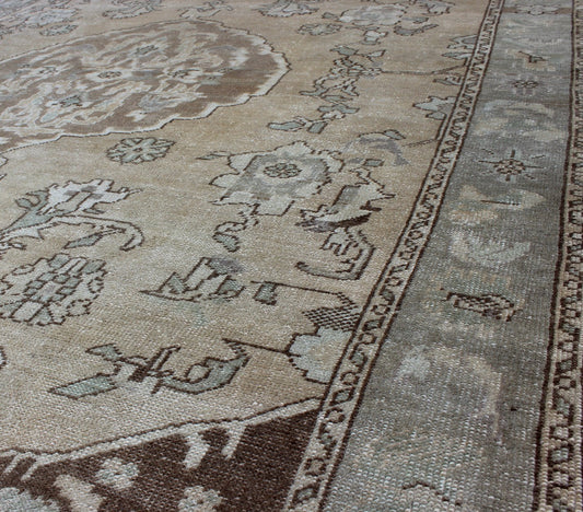 Elegant Vintage Turkish Oushak Rug with Ornate Floral Medallion Design kwarugs Elegant vintage Turkish Oushak rug with ornate floral Medallion design in taupe, charcoal, brown rug en - 140249, country of origin / type: Turkey / Oushak, circa 1940 ... - Keivan Woven ArtsEN - 140249 - 5612Rug