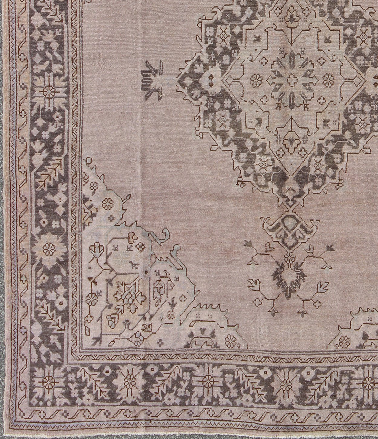 Antique Oushak With Medallion design in Lavender, Charcoal Brown, pale blue Antique Oushak With Medallion design. Keivan Woven Arts / rug/ EN - 140261, country of origin / type: Turkey / Oushak, circa 1930's Early - 20th century Measures: 8... - Keivan Woven ArtsEN - 140261 - 5616Rug