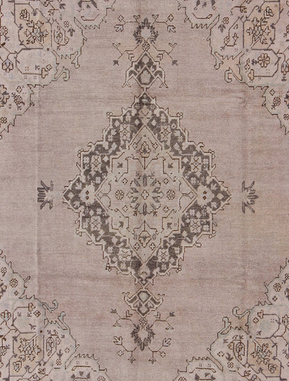 Antique Oushak With Medallion design in Lavender, Charcoal Brown, pale blue Antique Oushak With Medallion design. Keivan Woven Arts / rug/ EN - 140261, country of origin / type: Turkey / Oushak, circa 1930's Early - 20th century Measures: 8... - Keivan Woven ArtsEN - 140261 - 5616Rug