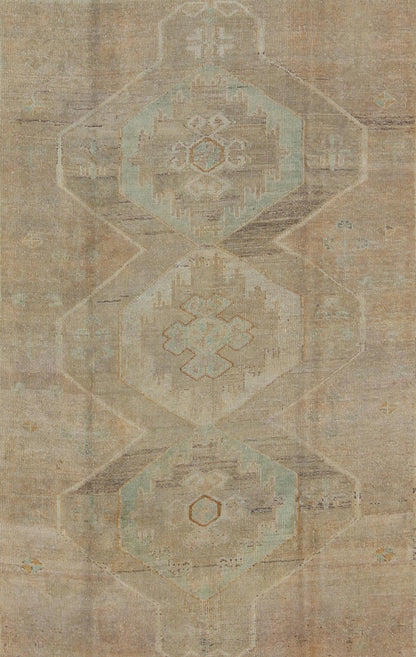 Vintage Hand Knotted Turkish Oushak Neutral Colors Rug Keivan Woven Arts rug / EN - 140334 Mid 20th Century Characterized by a comely and highly representative Oushak composition, this vintage carpet beautifully communicates the finer stren... - Keivan Woven ArtsEN - 140334 - 5630Rug