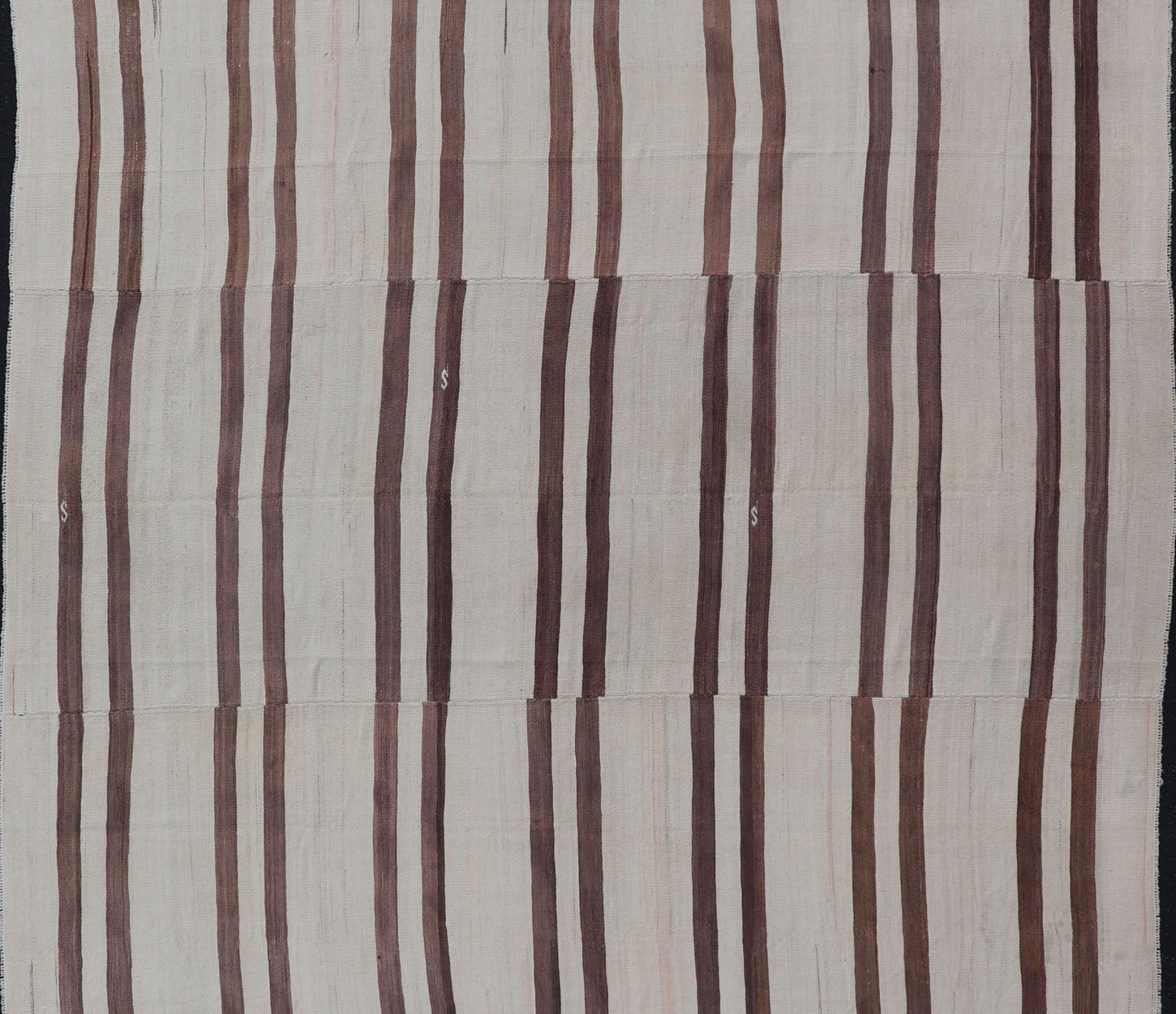 Measures: 9'4 x 11'4 Vintage Turkish Flat - Weave Muted Colored Kilim in Taupe, Brown and Cream. Keivan Woven Arts / rug EN - 14035, country of origin / type: Turkey / Kilim, circa 1950 This vintage flat - woven Kilim features a minimalist design ... - Keivan Woven ArtsEN - 14035 - 22716Rug